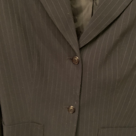 Pre-owned Vintage 1980s/1990s Navy Pinstripe BILL BLASS  Blazer & Fringed Scarf - Picture 6 of 11